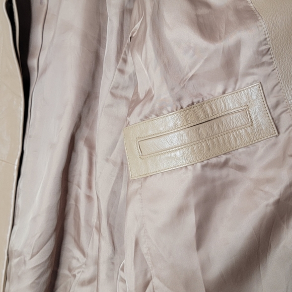 Preston & York Women's Tan Lamb Skin Leather Jacket Size Large - Picture 3 of 9